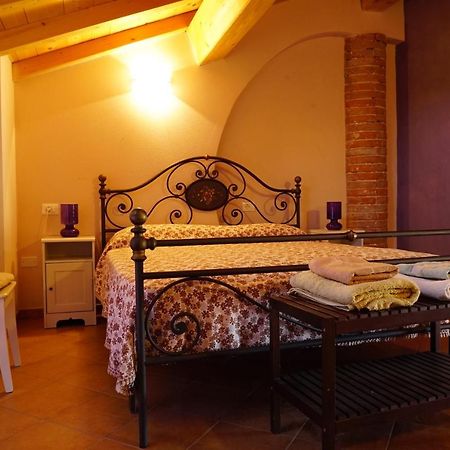 Agriturismo Il Sole Villa Rivarolo del Re ed Uniti Exterior photo
