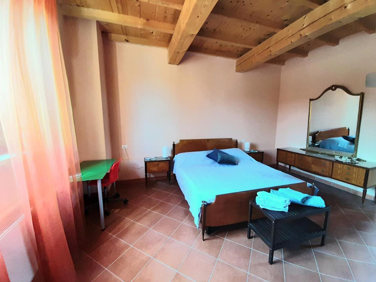 Agriturismo Il Sole Villa Rivarolo del Re ed Uniti Exterior photo